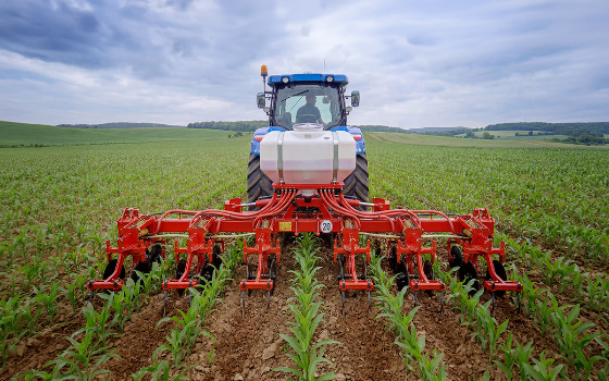 The top-dressing cultivator is a tool for professionals!